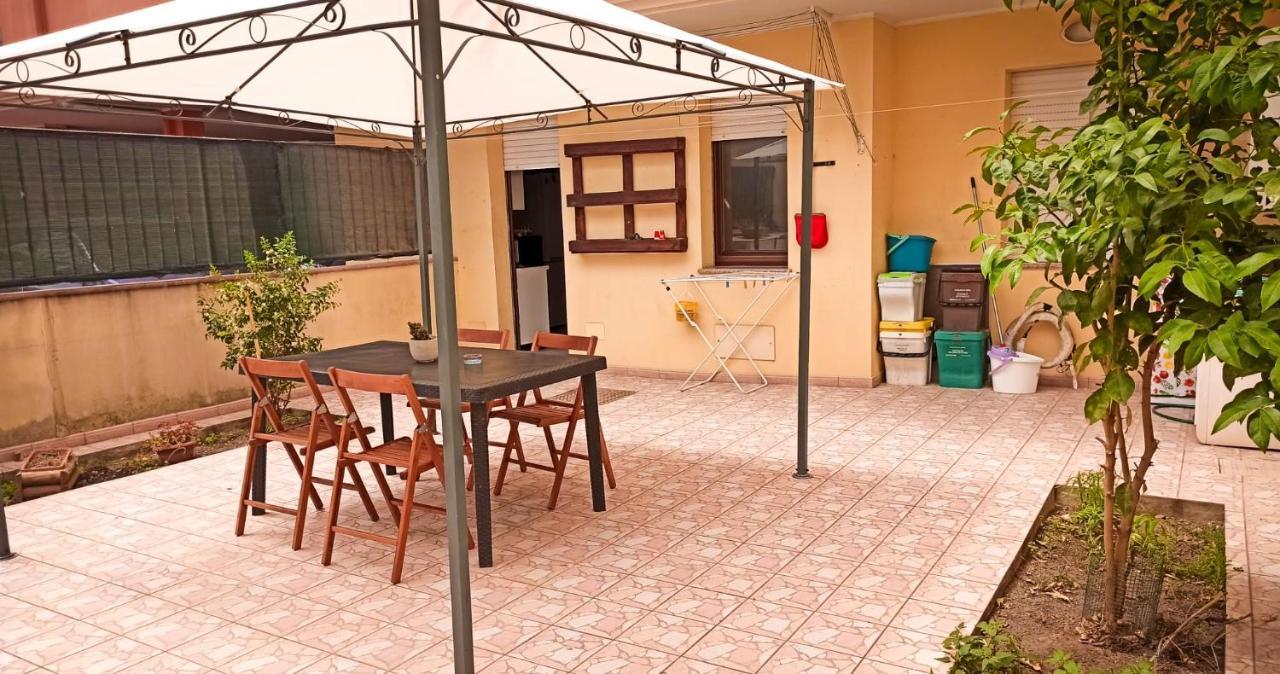 Domumontegrappa - Appartamento Indipendente Con Giardino - Sestu Exterior foto